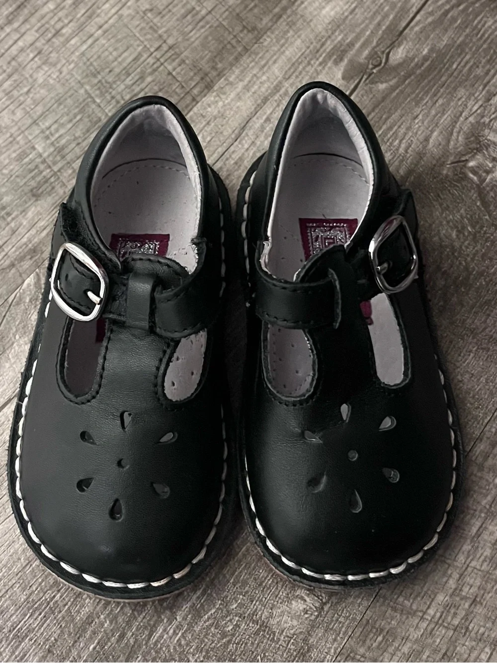 L'Amour Black T-Strap Mary Jane Kids Shoes infant size 5